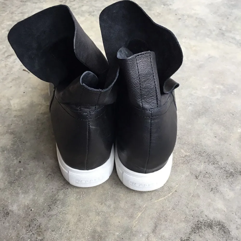 J/SLIDES Posh Hidden Wedge Round‎ Toe Platform Sneaker Black Leather